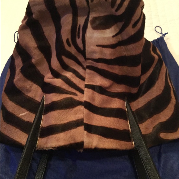 Stuart Weitzman - Picture 12 of 13